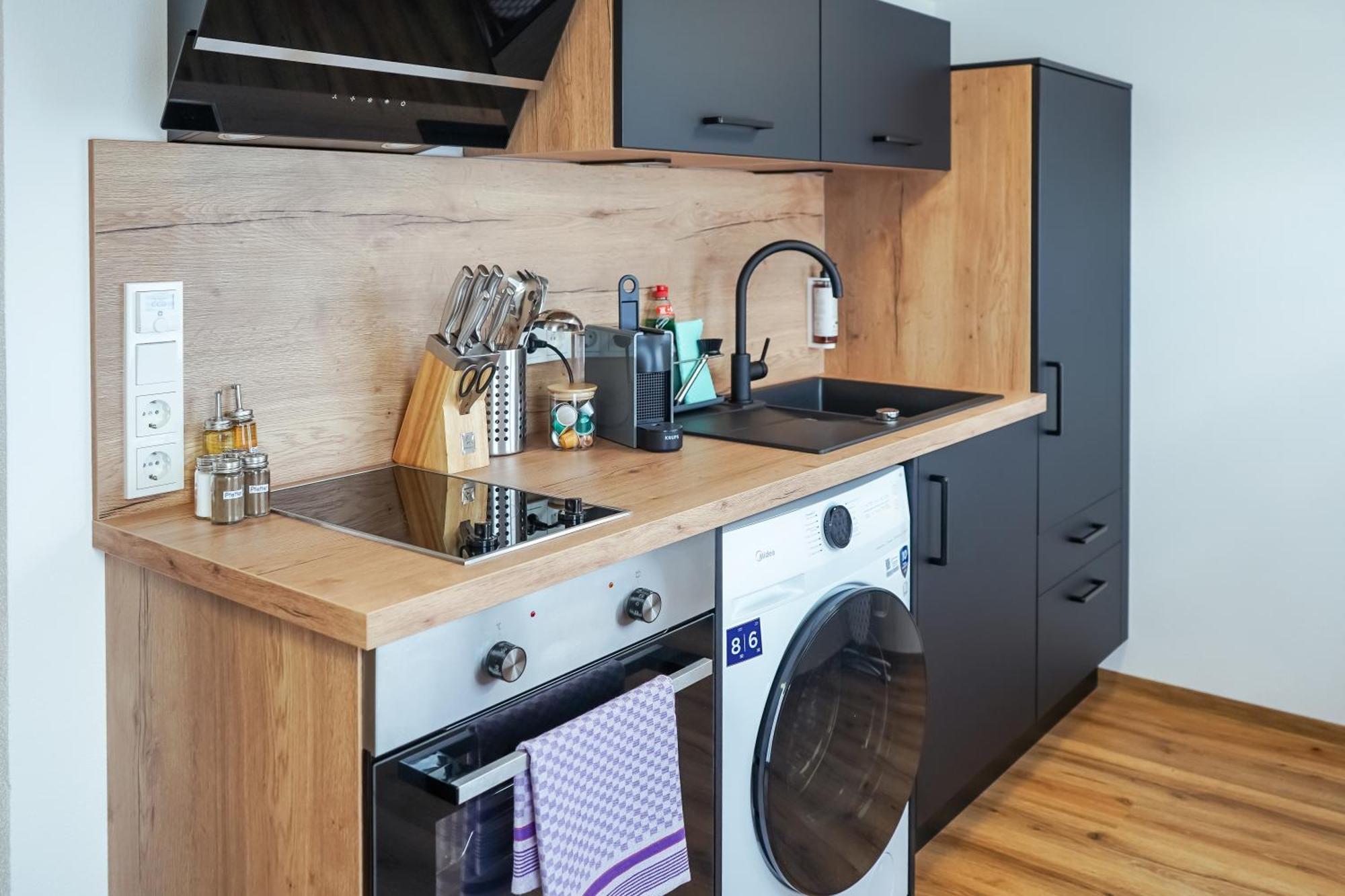 7Seas Boutique Aparthotel Homburg - Stilvoll, Digital & Ideal Fuer Familie & Business Esterno foto